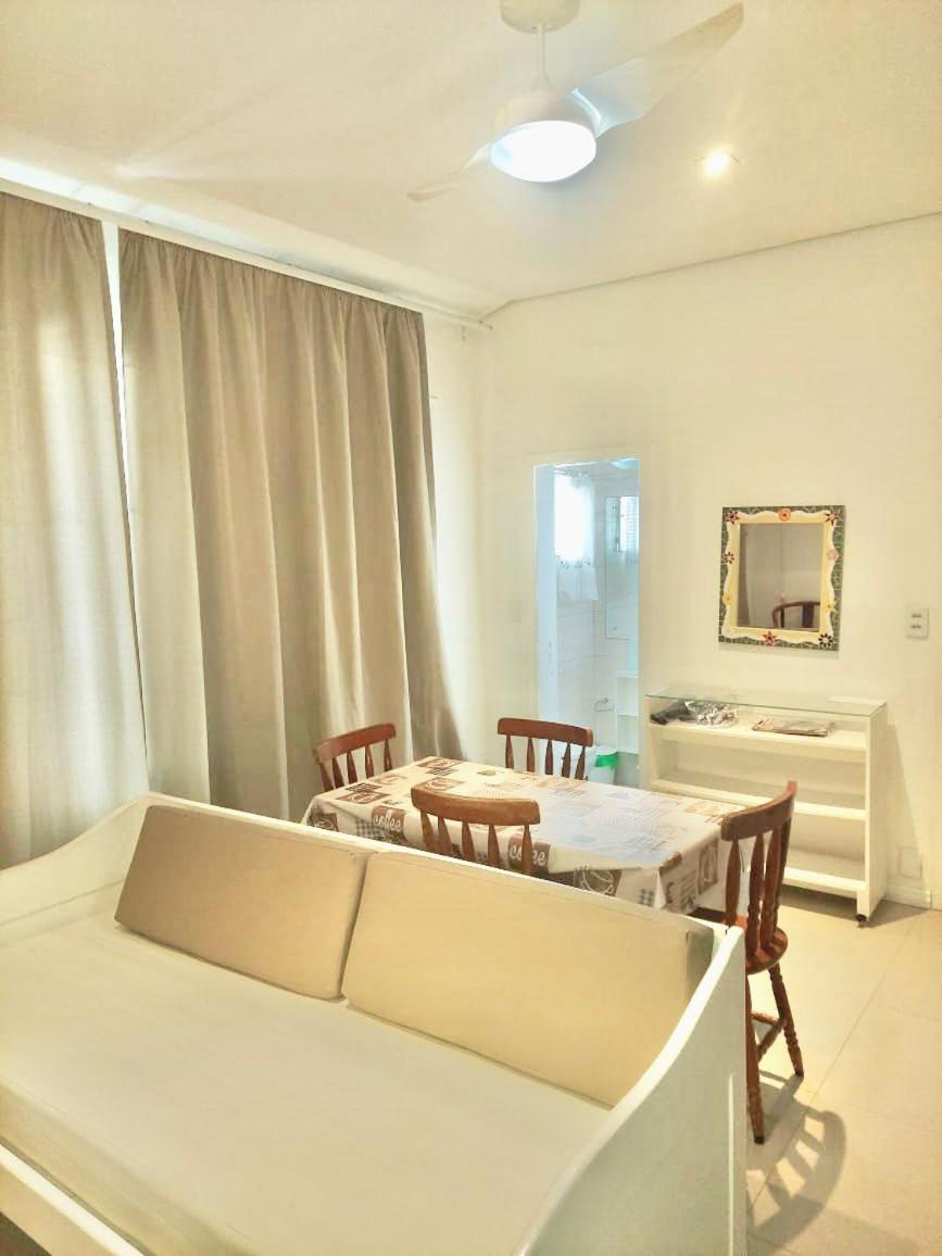 Apartment Estudio Ilha Centro Sul Ufsc, Ar Cond, Estac, Varanda, Vista Mar